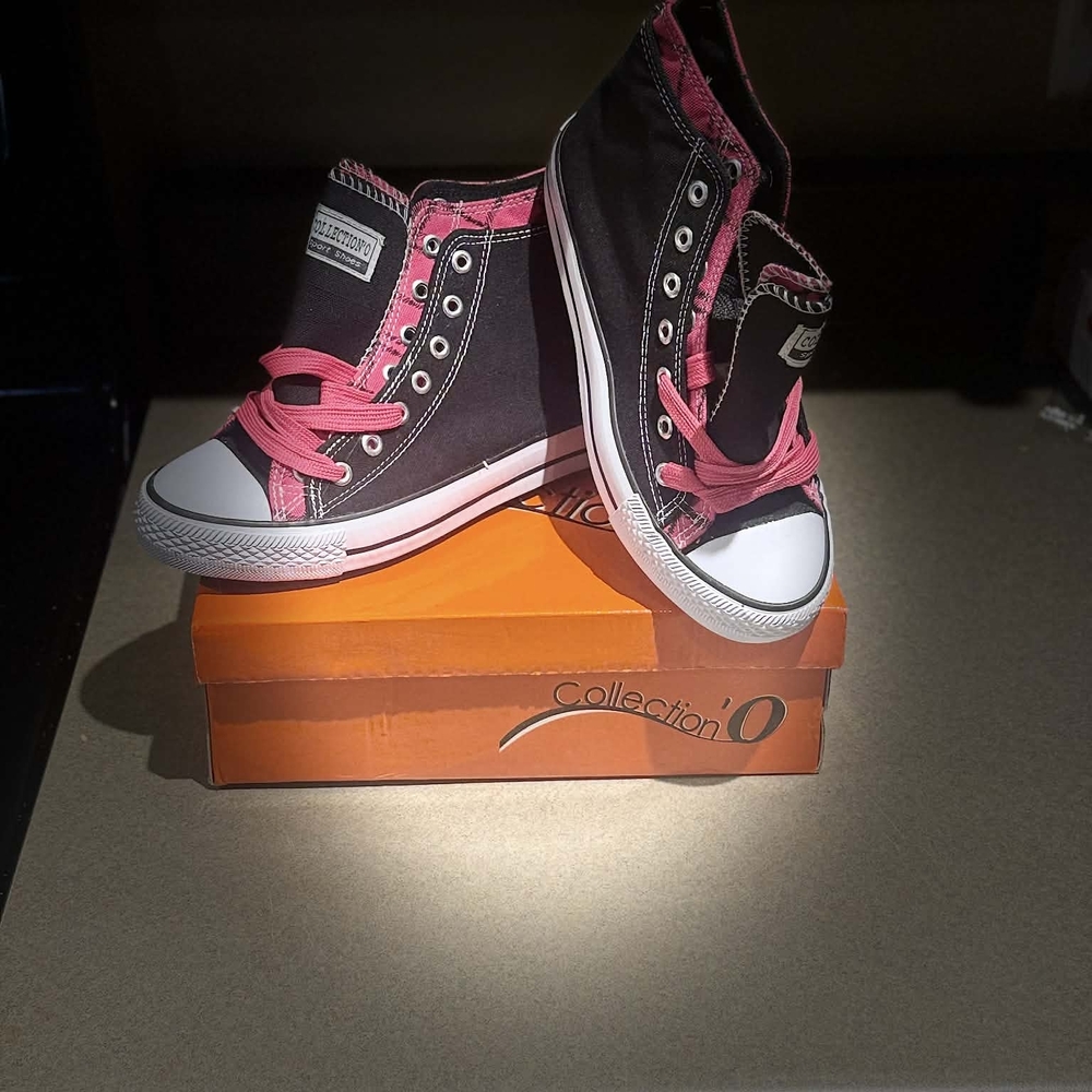 High-Top Canvas Sneakers - Black with Pink Trim